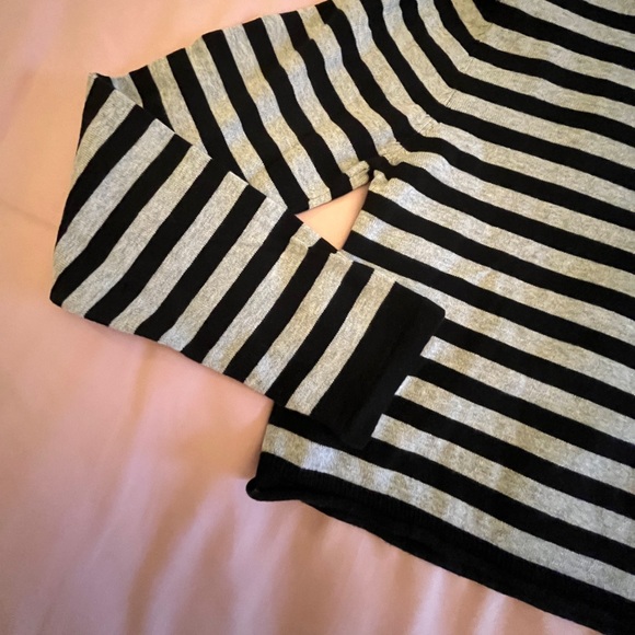 Grey/Black Striped Crop Turtleneck - Picture 3 of 5